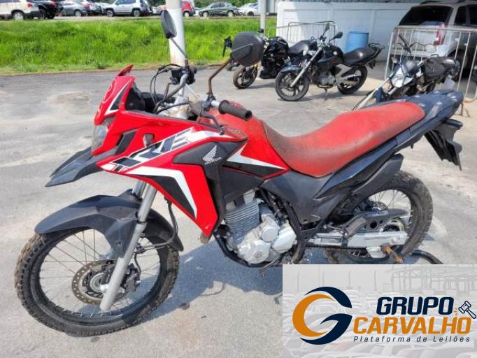 HONDA XRE 300 23/23