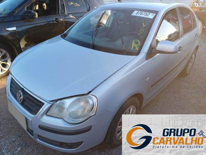 VOLKSWAGEN POLO SEDAN 08/09