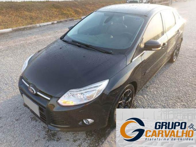 FORD FOCUS SEDAN 14/14